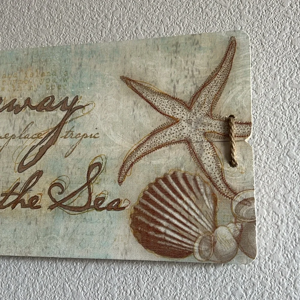 Wall decor